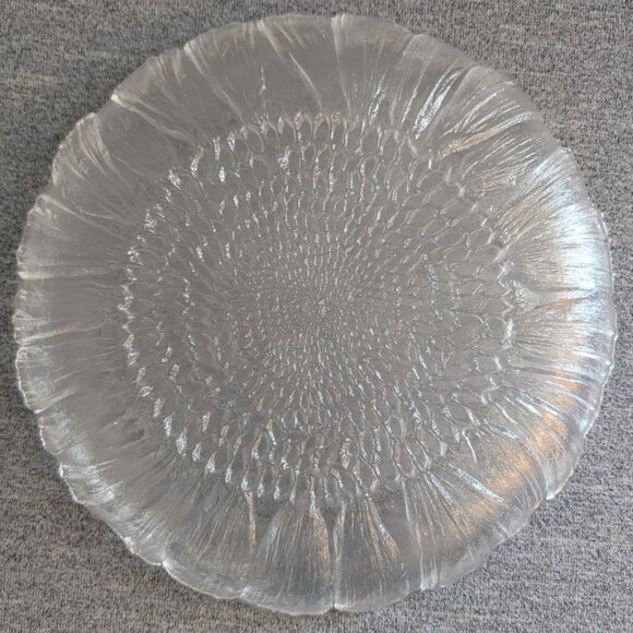 Kosta Boda "Lydia" Sunflower Pattern, 11.5" Glass Platter by Mats Jonasson - Picture 2 of 5
